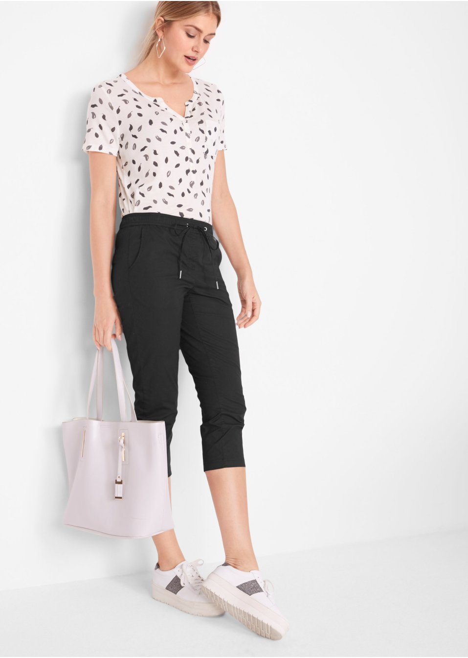 Pantalon 3/4 avec cordon à nouer