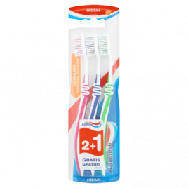 Aquafresh Clean & flex medium tandenborstels 3-pack