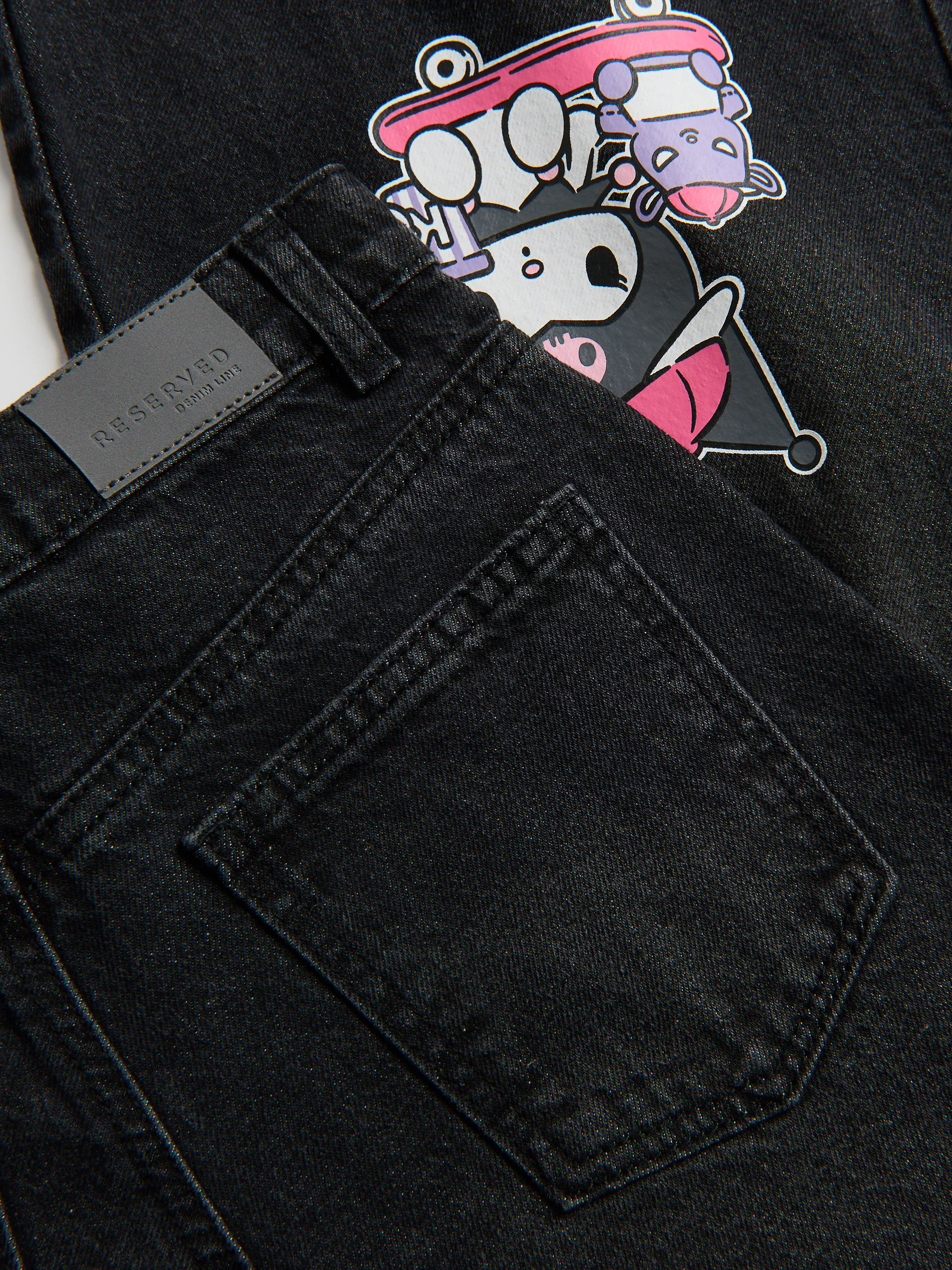 Super-Wide-Leg-Jeans Kuromi
