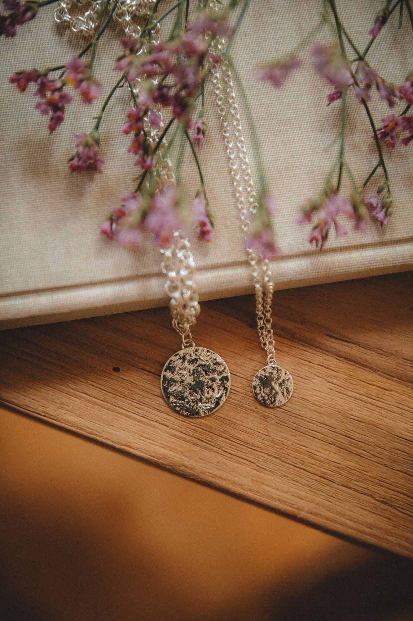 HESTIA - Collier rond martelé plaqué argent | Argent