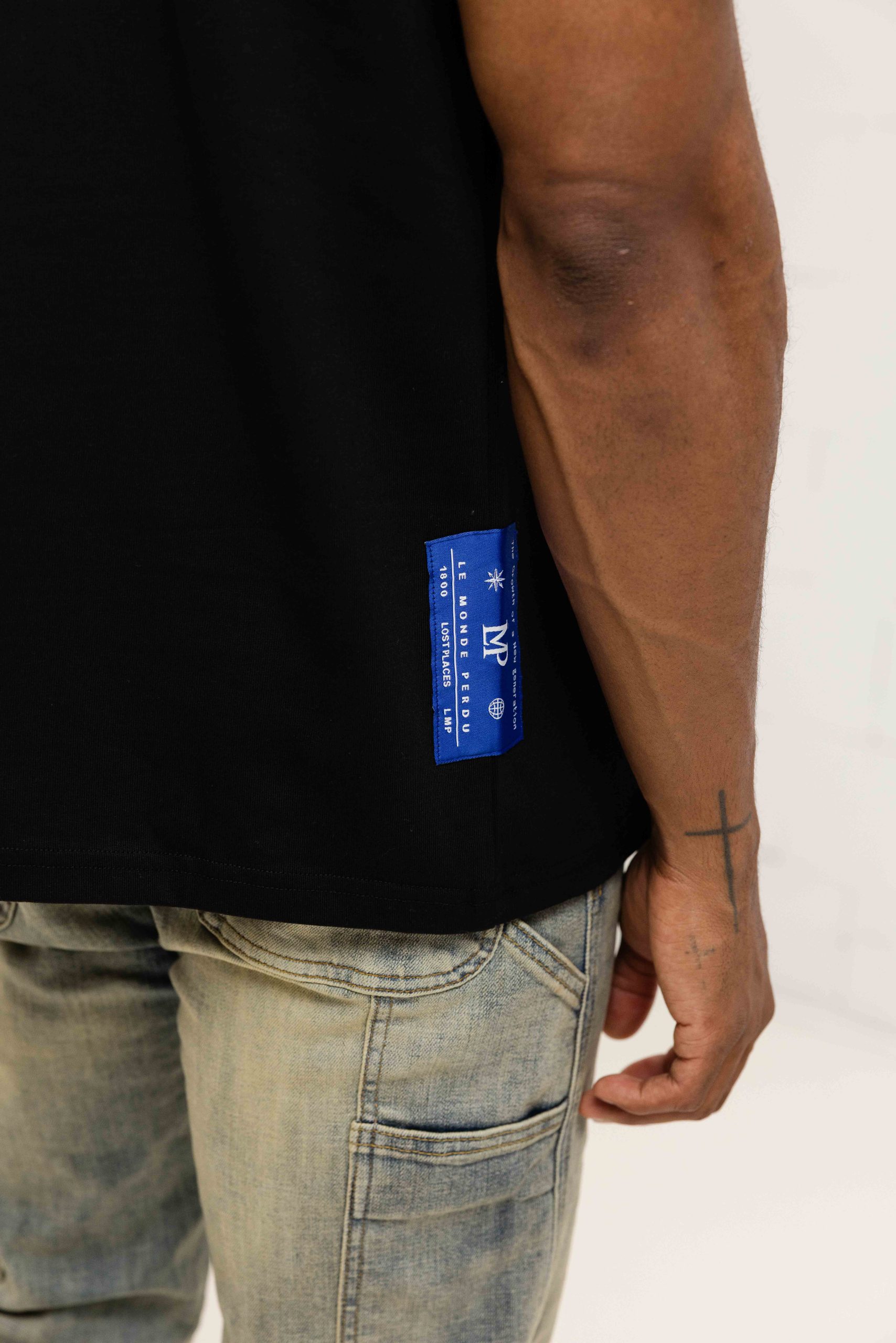 Le Monde Perdu Leaking Logo T-Shirt Heren Zwart