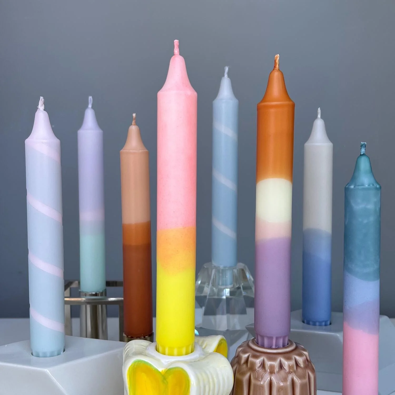 Silu Candle by Malene Wagner  Håndyppede stearinlys i striber, blå - 4 stk.