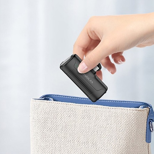 (4500mAh) Lightning Powerbank Ladegerät inkl. USB C Ladekabel mit LED Anzeige - Hellblau