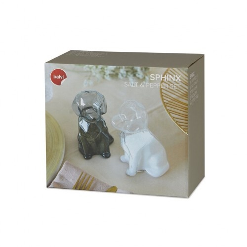 Conjunto de saleiro e pimenteiro Balvi em formato de cão esfinge.