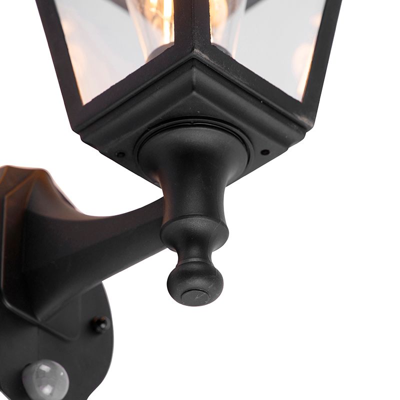 Klassieke buitenwandlamp zwart met bewegingsmelder - Capital