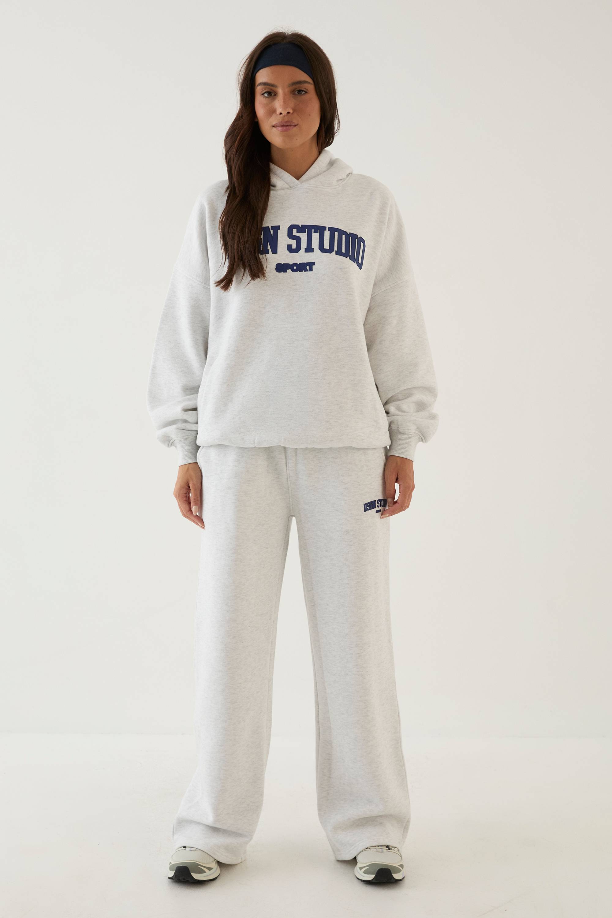 Ensemble De Survêtement À Casynthétiqueche Oversize Dsgn Studio