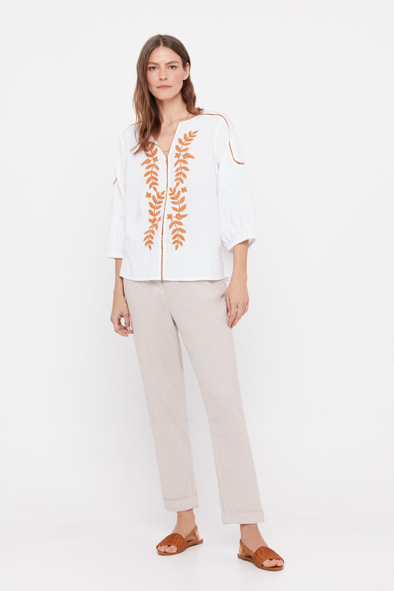 Blusa bordada - Branca