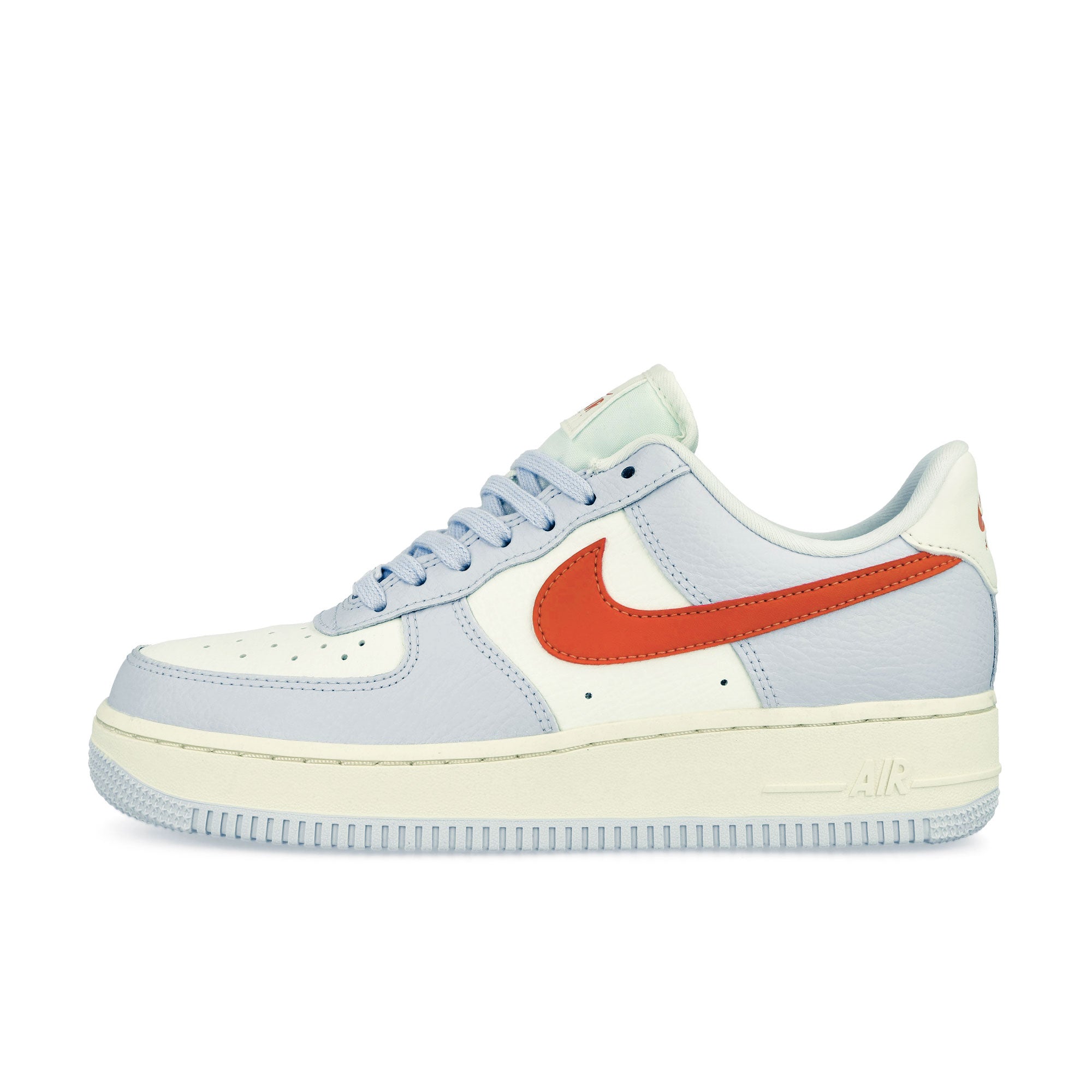 Nike<br>Wmns Air Force 1 '07