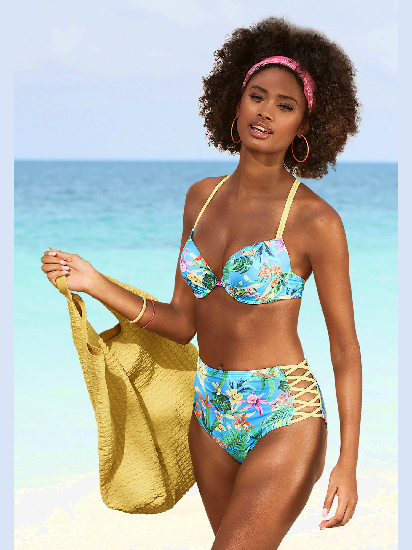 Haut de bikini push-up « imprimé, effet de couleur différent pour chaque pièce »
