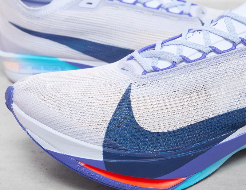 Nike - Streakfly 2 - Hardloopschoenen - Zwart - Koolstofvezel - ZoomX Schuim