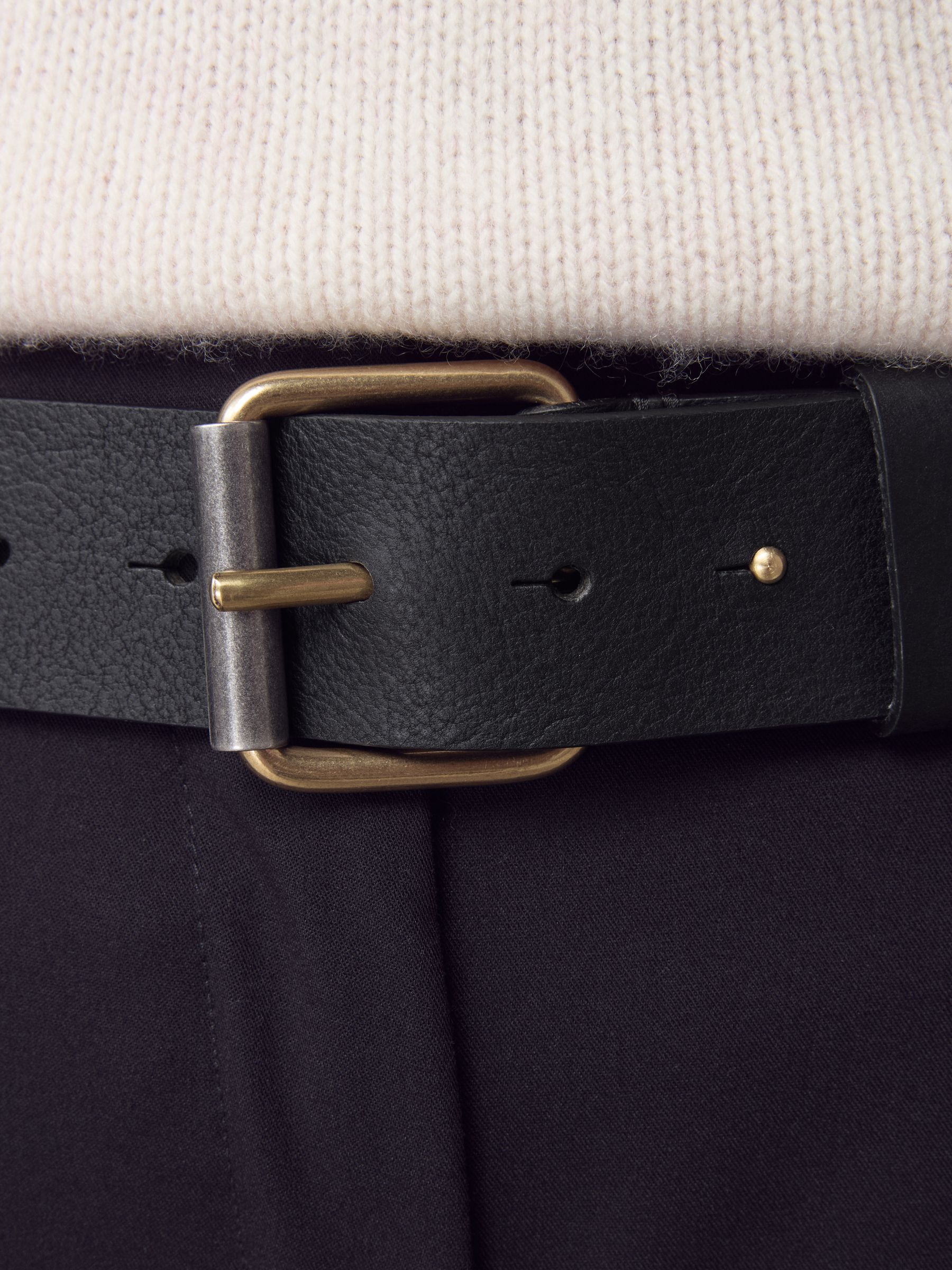 Zwart - N. Premium casual leren riem van Italiaans fabricaat