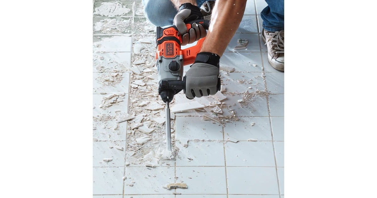 BLACK+DECKER18V 2.5Ah SDS+ Pneumatische boorhamer BCD900E2K-QW klopboormachine  (Oranje, 2x 18V 2.5h accu's en oplader inbegrepen + koffer)