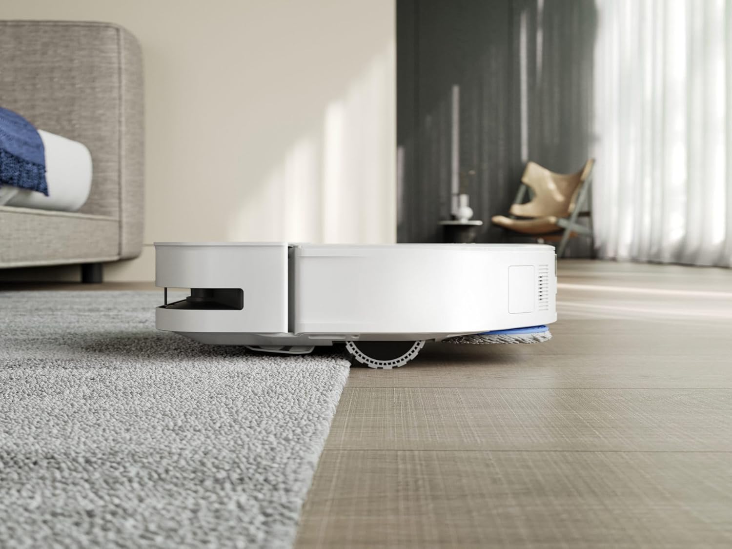 ECOVACS DEEBOT X5 Omni Saugroboter mit Wischfunktion, 12,800Pa Saugroboter, ZeroTangle Technologie, TruEdge™ Edge Mopping, 70℃ heißes Wasser Mop Waschen, Auto Anheben des Mopps, Selbstentleerung