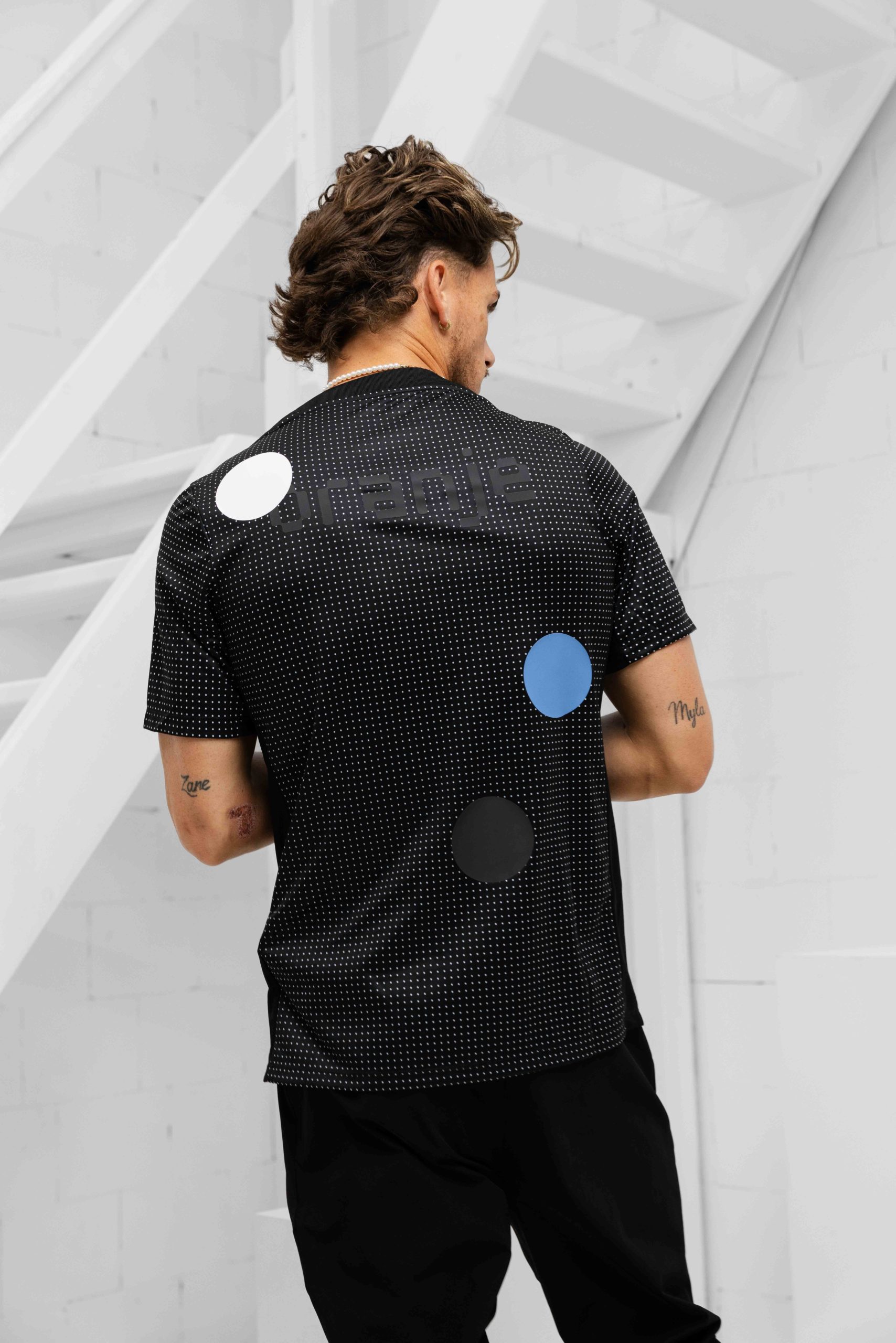 Nederland Oranje Leeuwinnen Pre-Match Shirt Senior 2025/2027