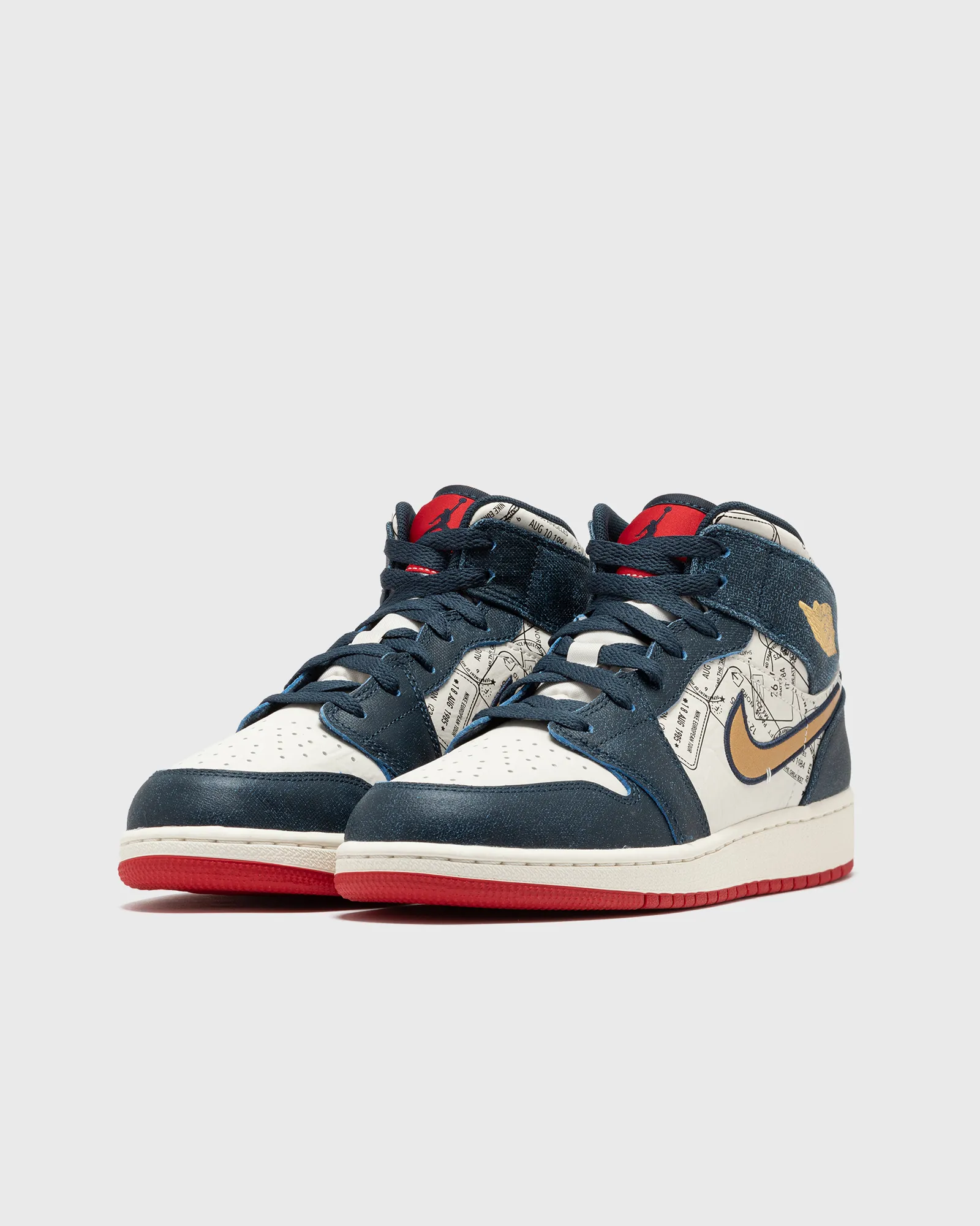 Jordan AIR JORDAN 1 MID SE (GS)