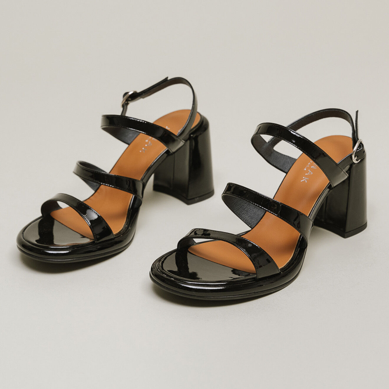 Jonak Sandales en Cuir verni Dessert noires - Talon 8 cm