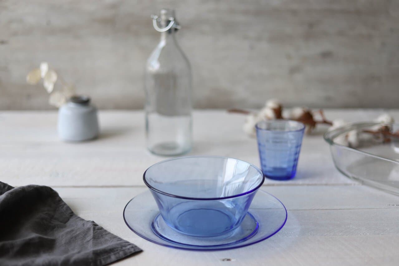 Lys - Son saladier (2.2L) et ses petites coupelles de service (25cl)