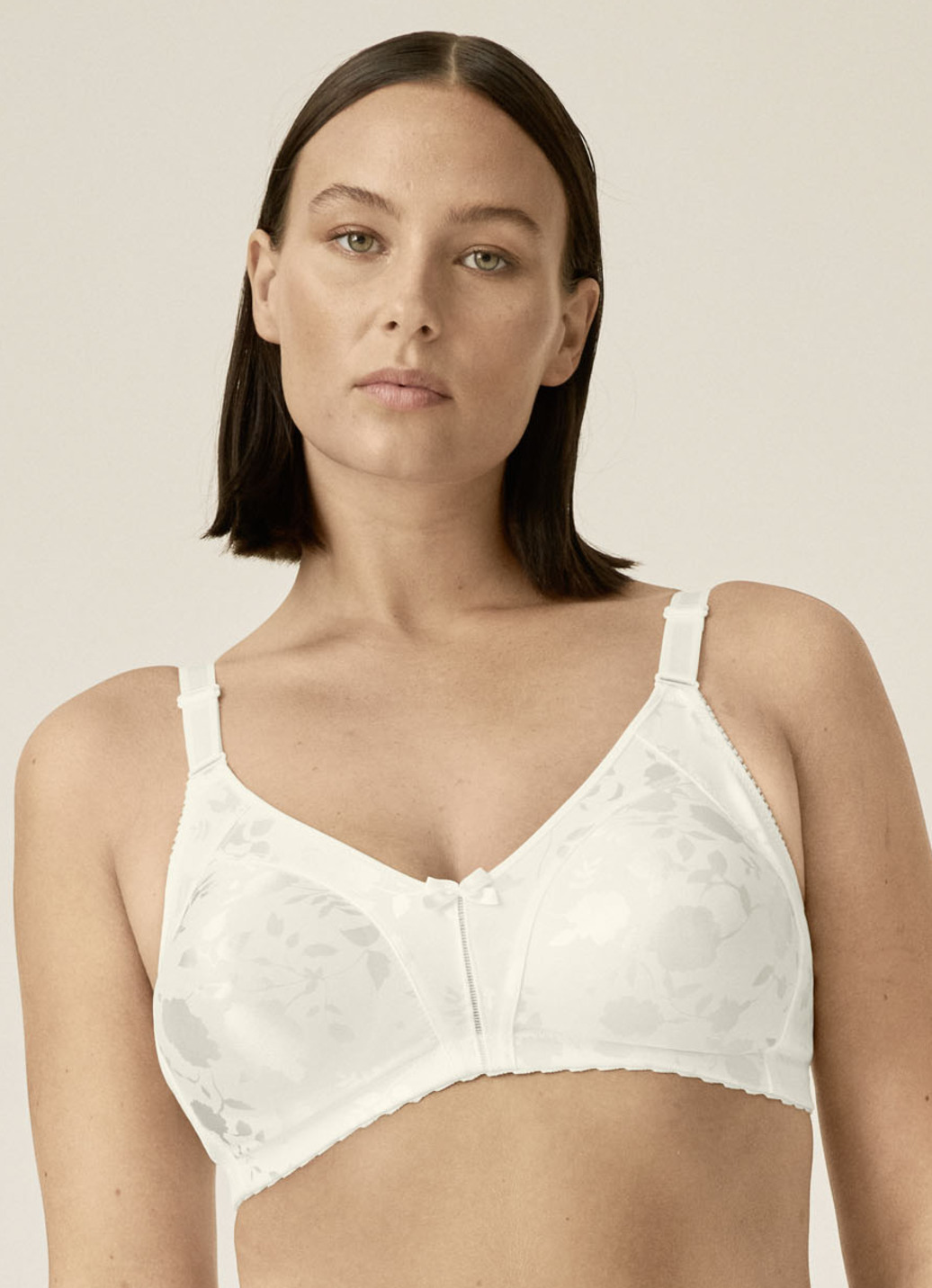 Naturana Minimizer-BH mit dezent glänzendem Floraldruck