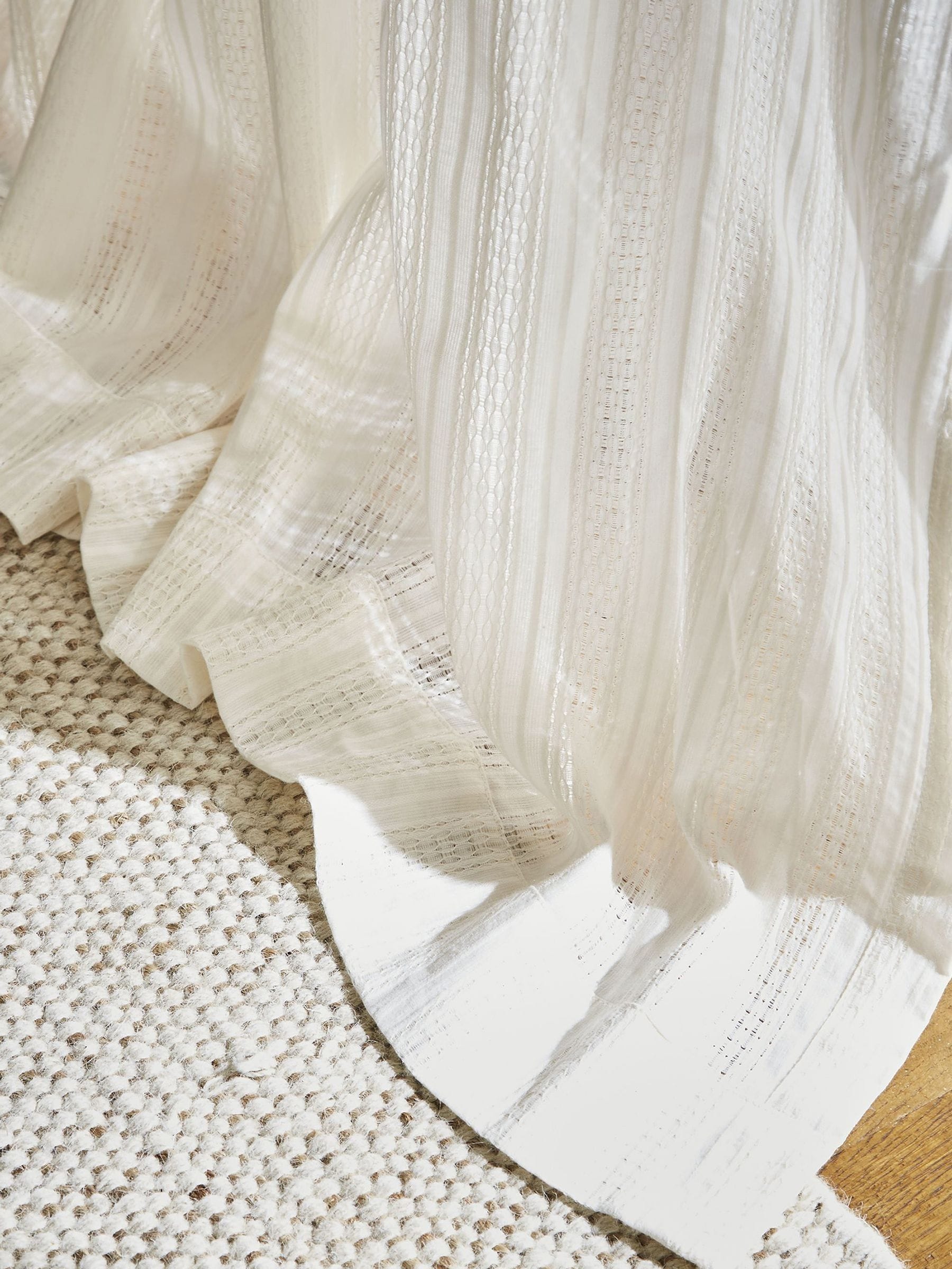 Pineapple Elephant doorzichtige Zofia voile met broderie