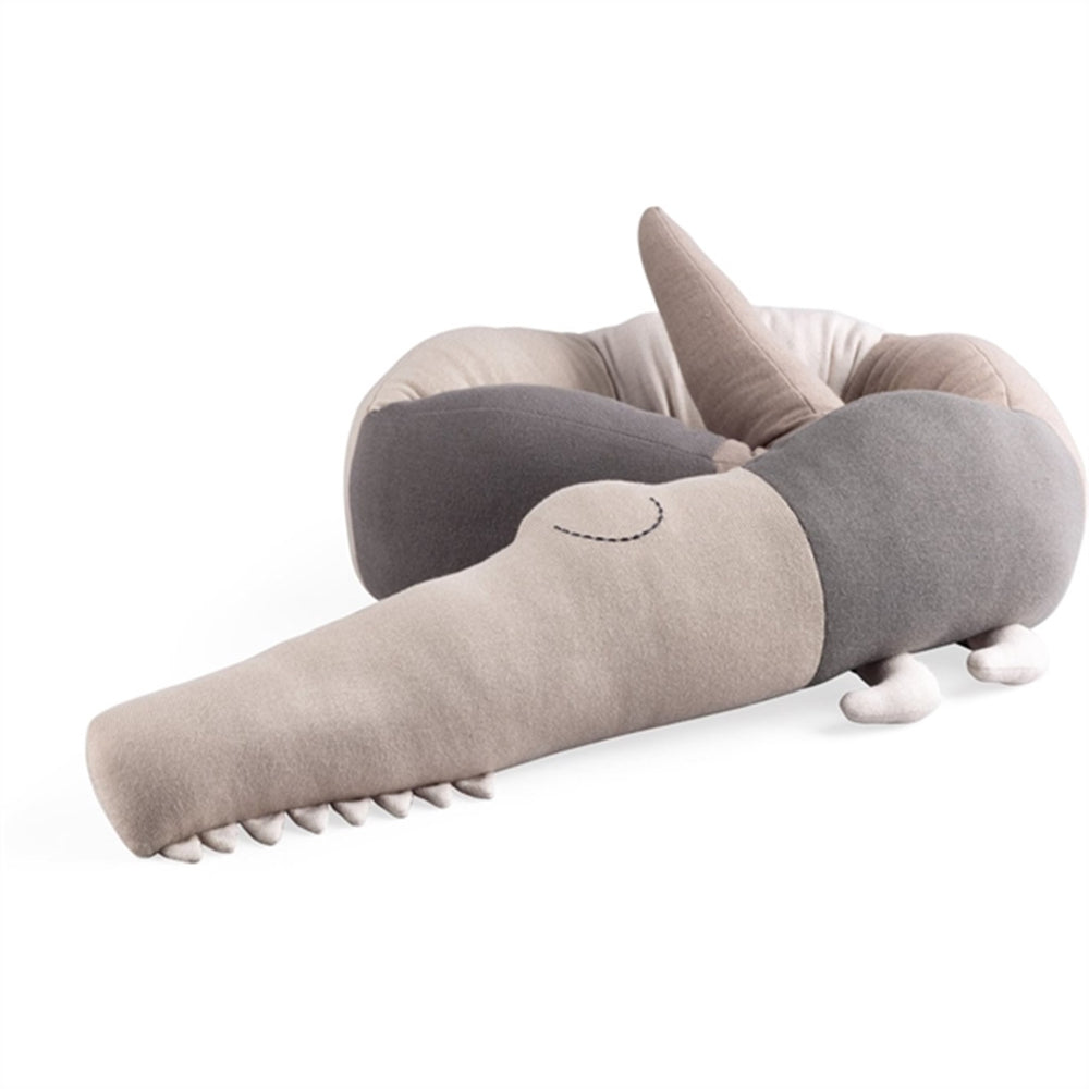 Strikket pude Sleepy Croc Seabreeze Beige