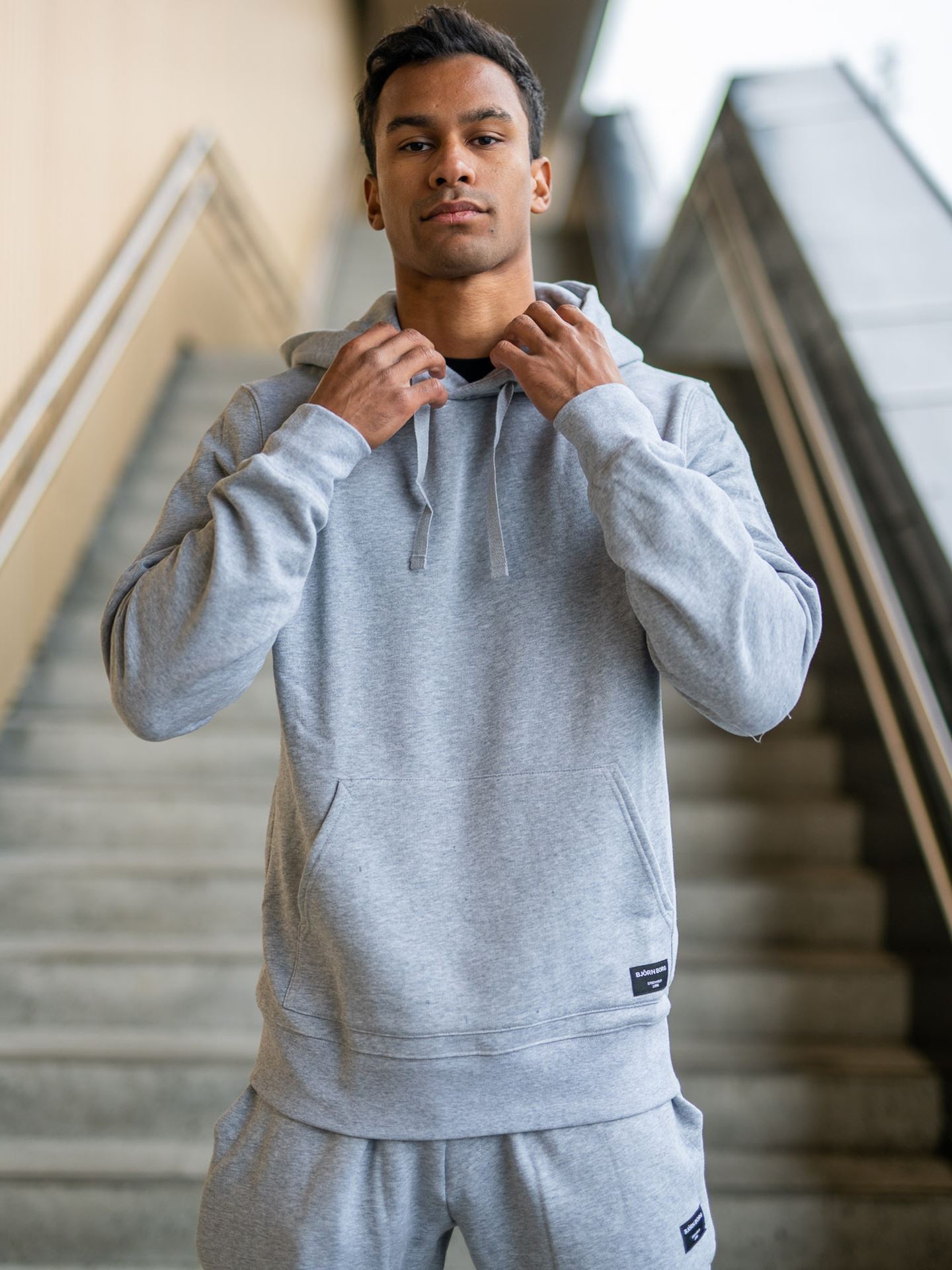 Centre Hood