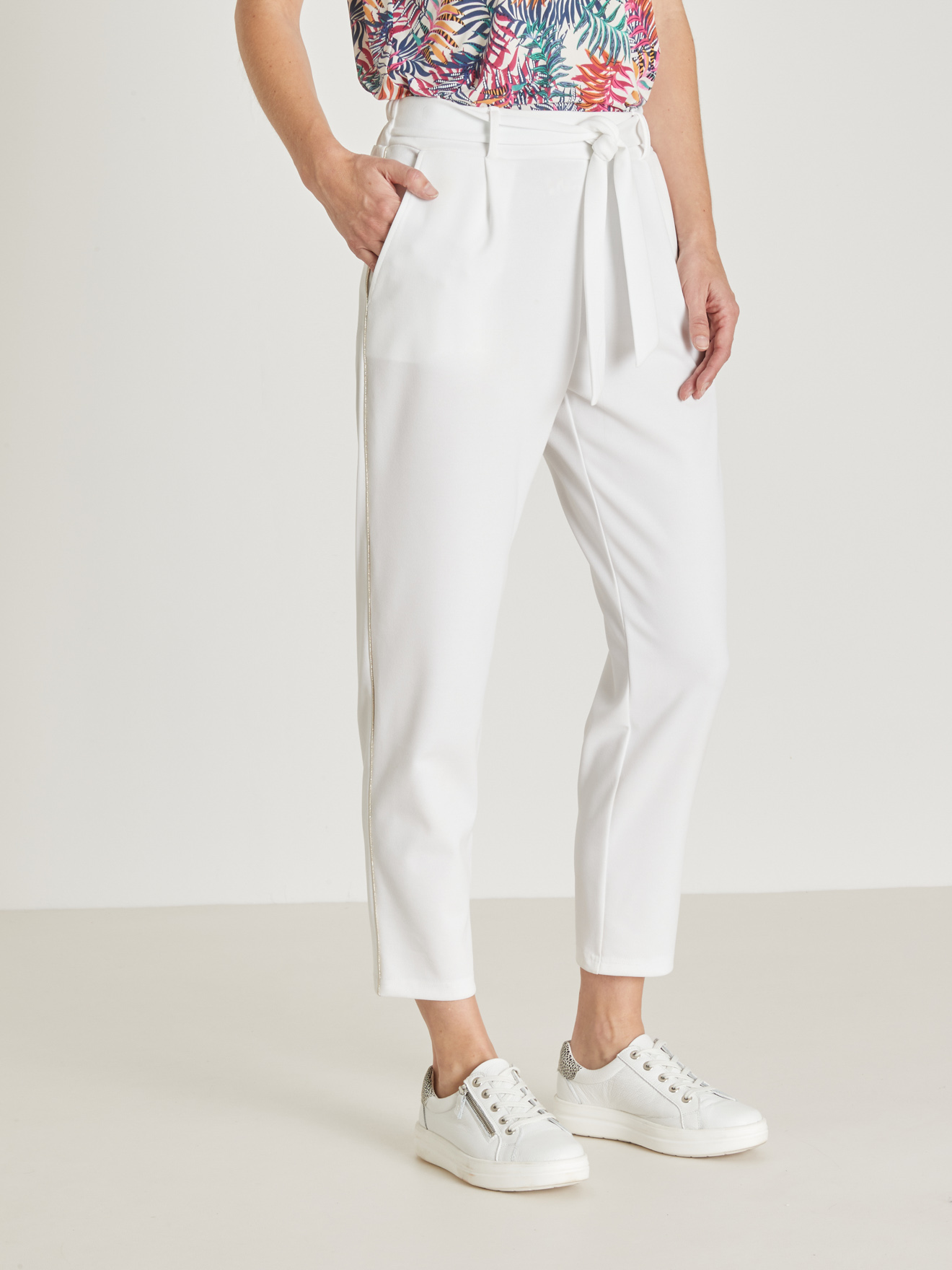 Pantalon raccourci élastiqué