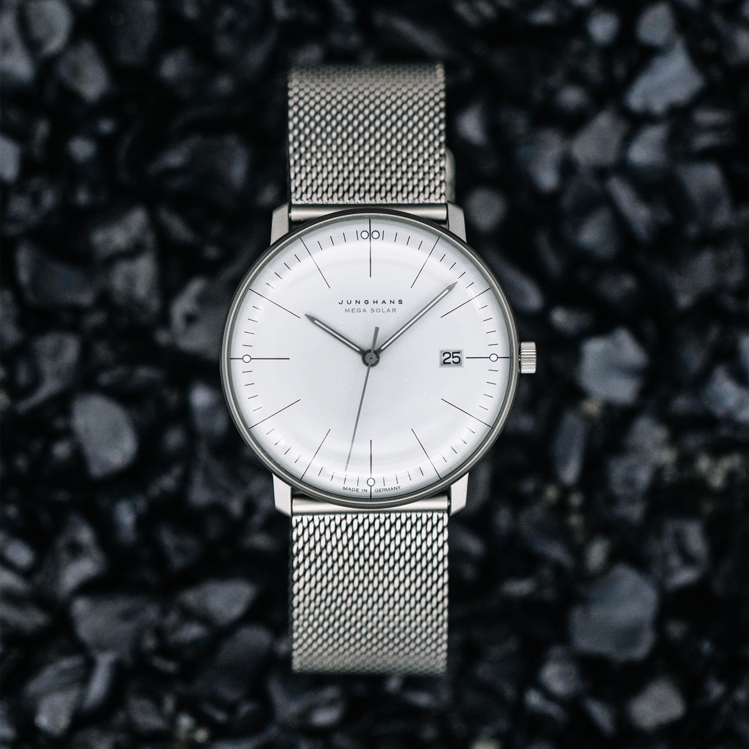 Junghans max bill Mega Solar Saphir