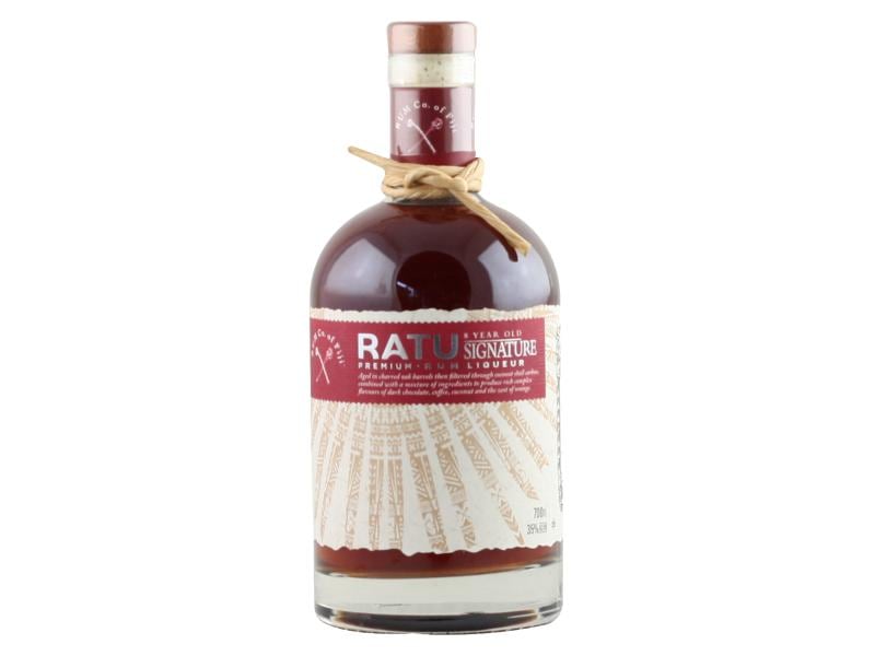 Ratu 8 Jahre Signature Rum Liqueur 0.7 l Alkoholisches Getränk auf Basis von Zuckerrohr