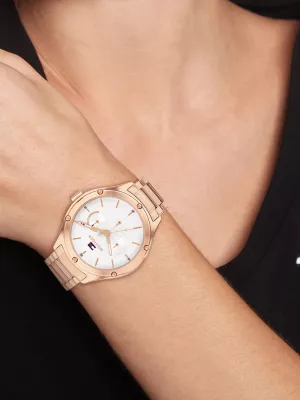Relógio de pulso com pulseira, mostrador branco e banho de ouro rosa.