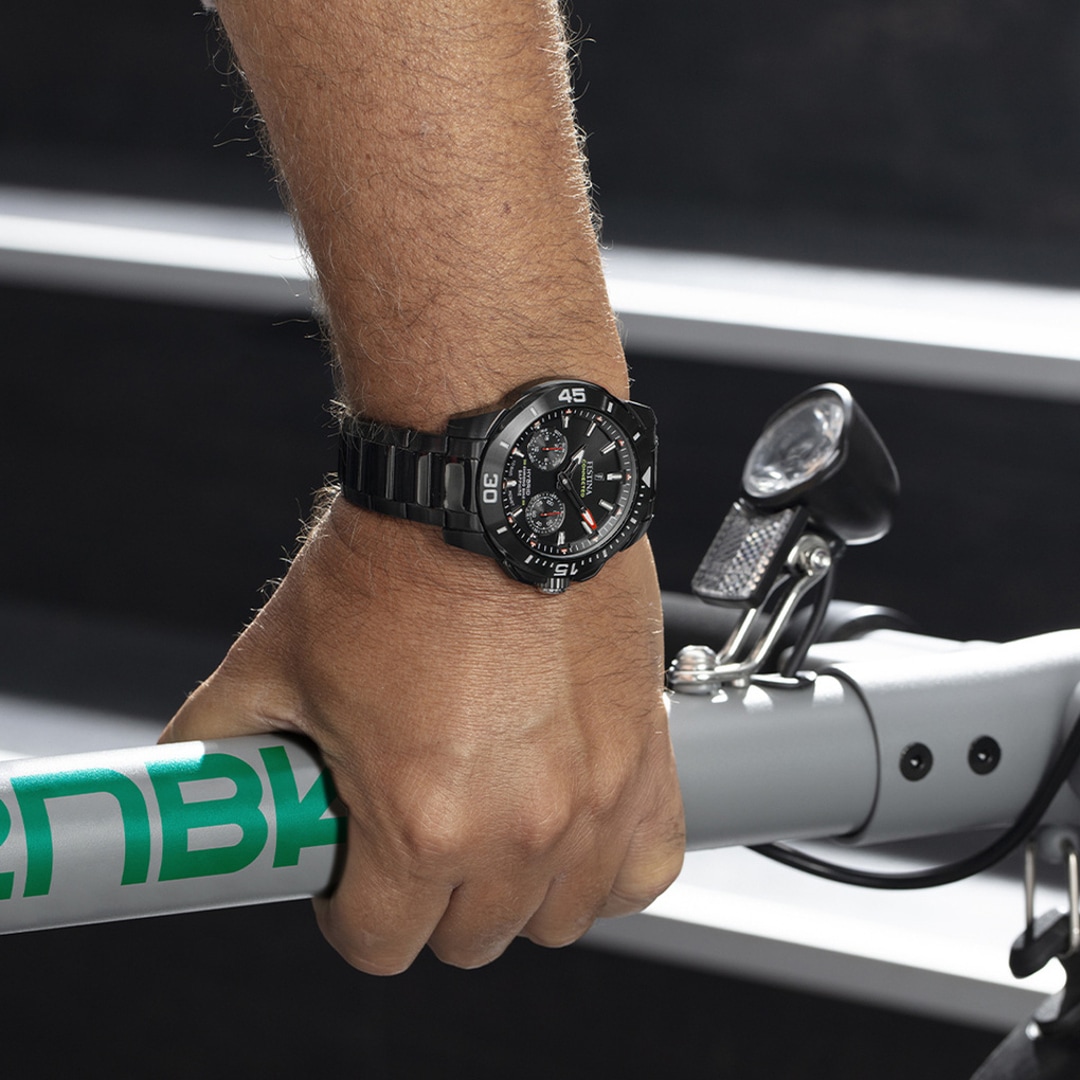 Festina Chrono Bike Connected Hybrid-Smartwatch Schwarz