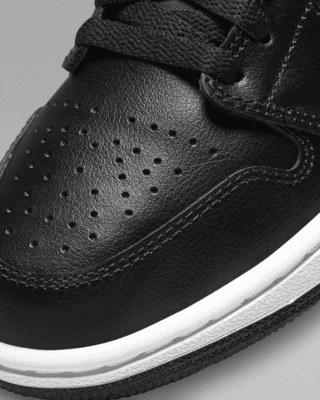Air Jordan 1 Mid Women's Shoes