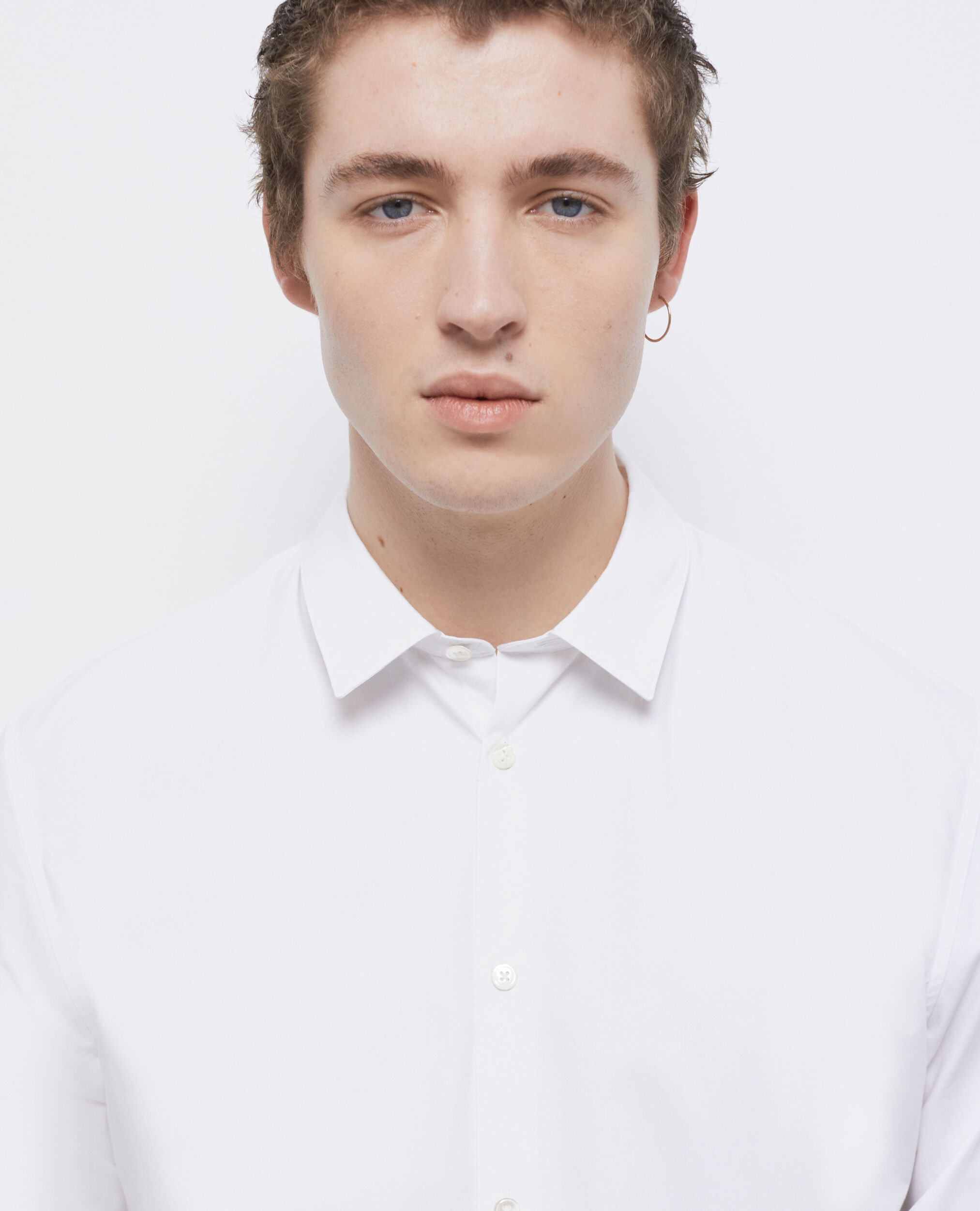 Chemise formelle blanche