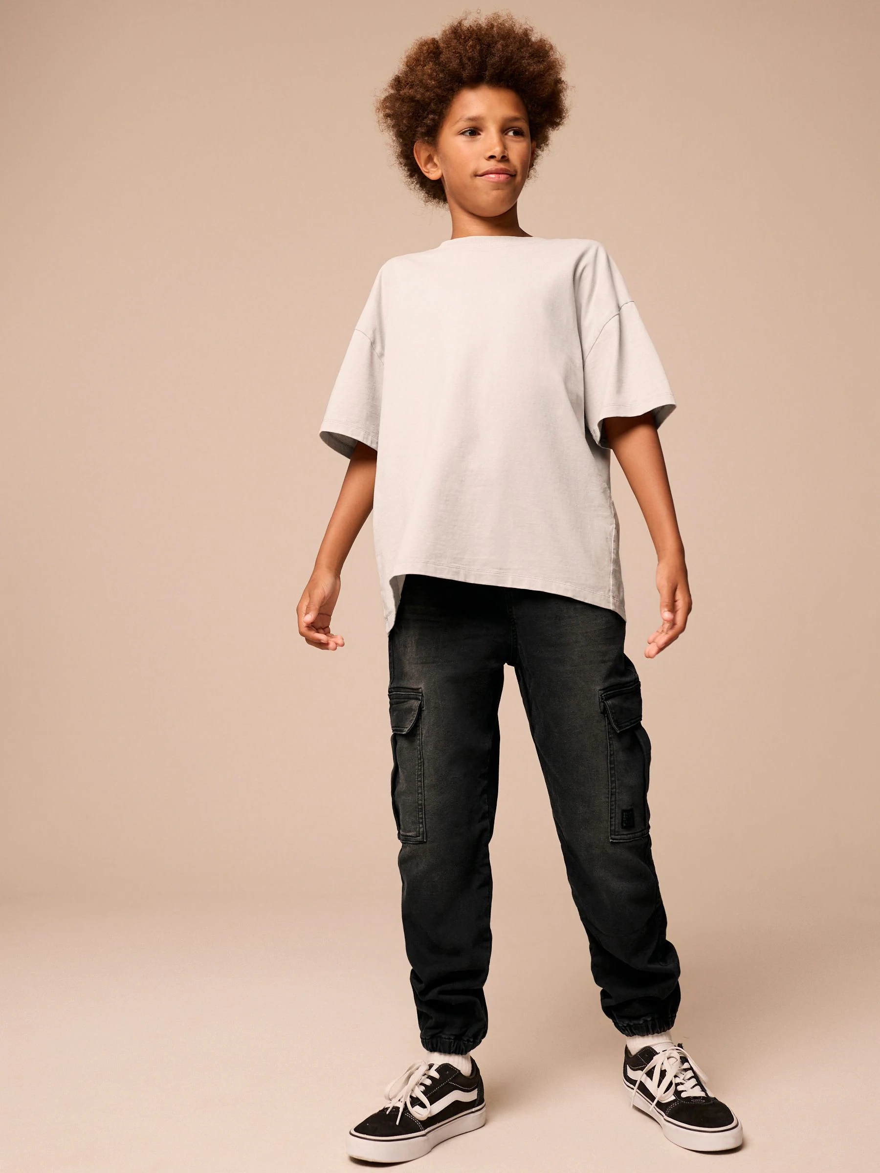 Zwart - Cargo jeans met elastische taille (3-16 jr)