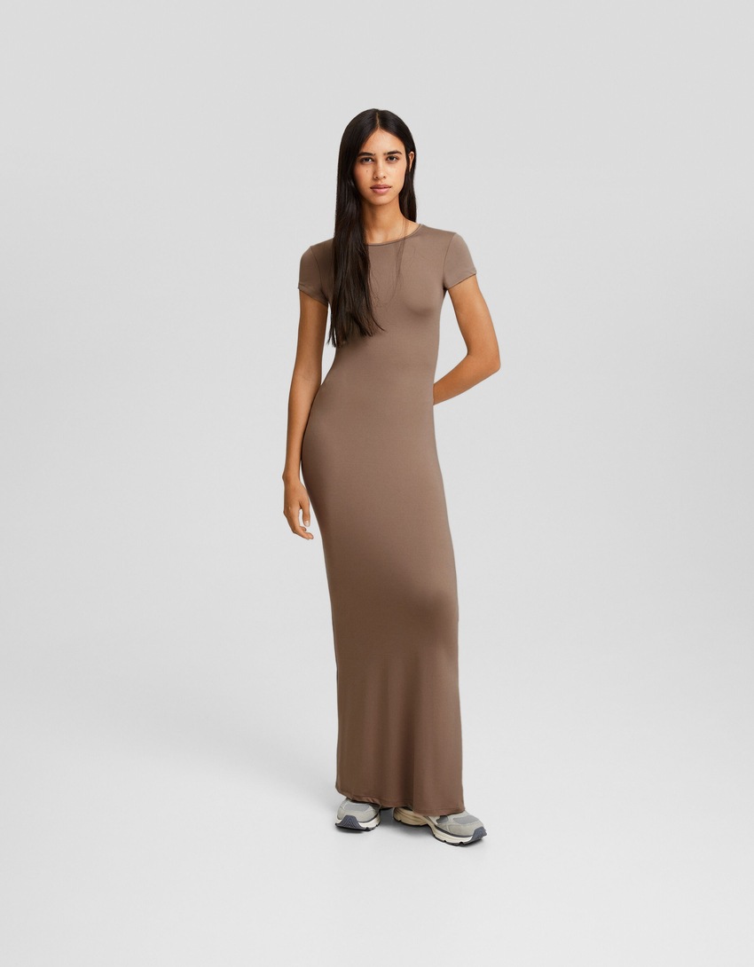vestido longo de manga curta
