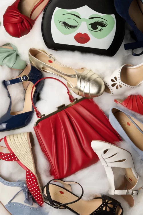Lola Ramona ♥ Topvintage Odette Loves You Too handtas in zwart