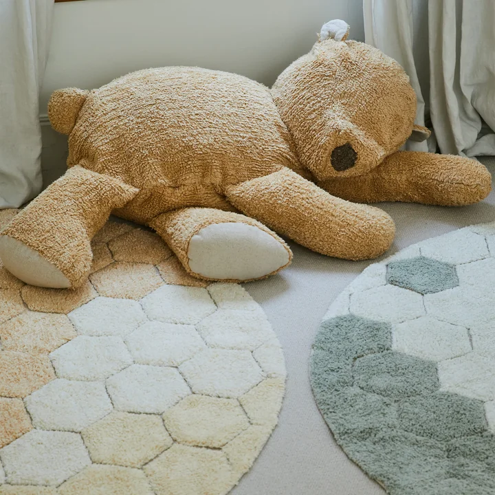 Lorena Canals - Sleepy Bear Pouf, 30 x 100 x 70 cm, light honey / soil brown / natural