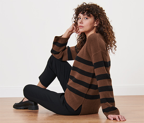 Gestreifter Strickpullover