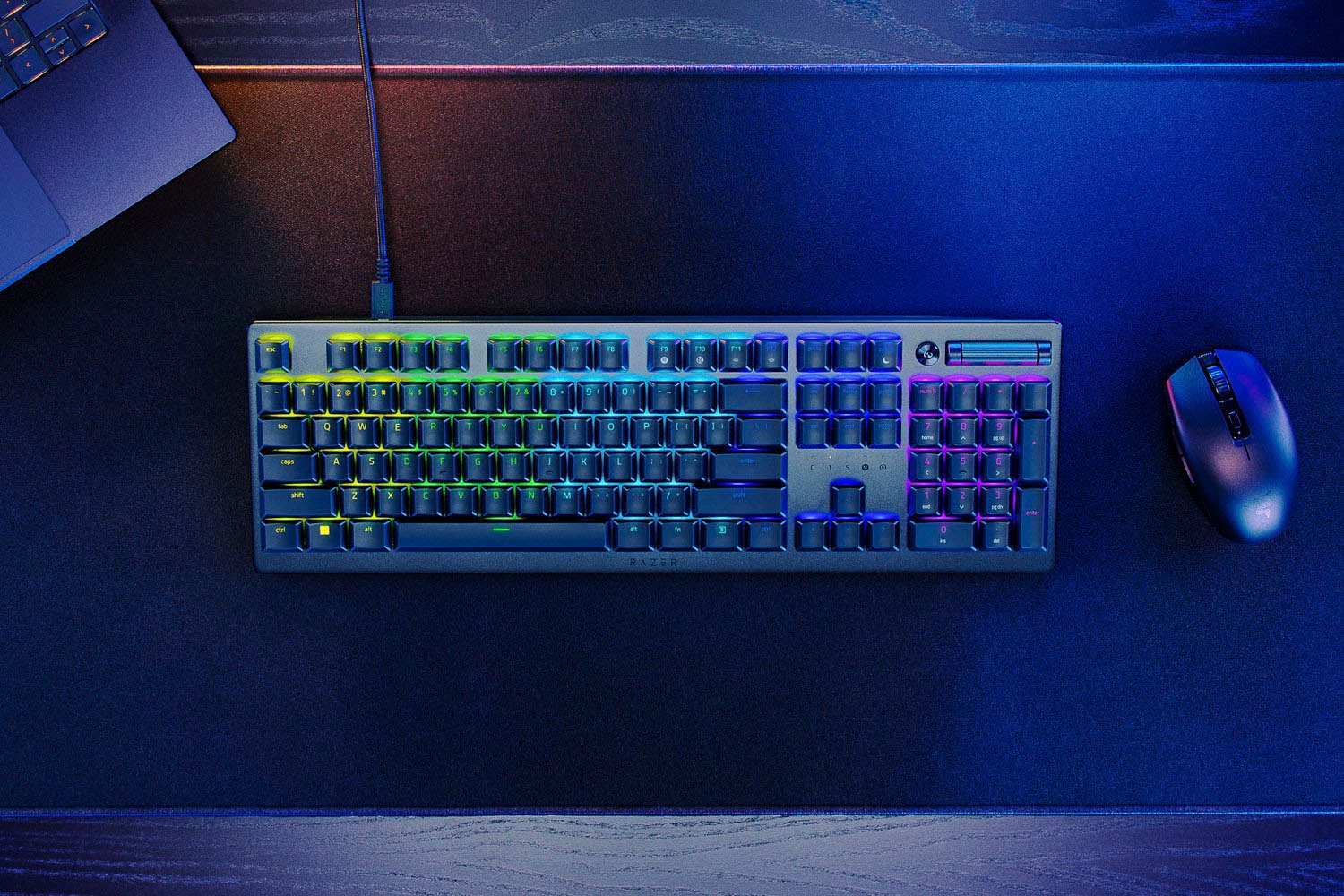 RAZER Gaming-Tastatur »Deathstalker V2« (Funktionstasten | Gaming-Modus | Makro-Tasten | Multimedia-Tasten | Profil-Speicher | USB-Anschluss | Ziffernblock | ergonomische Form)