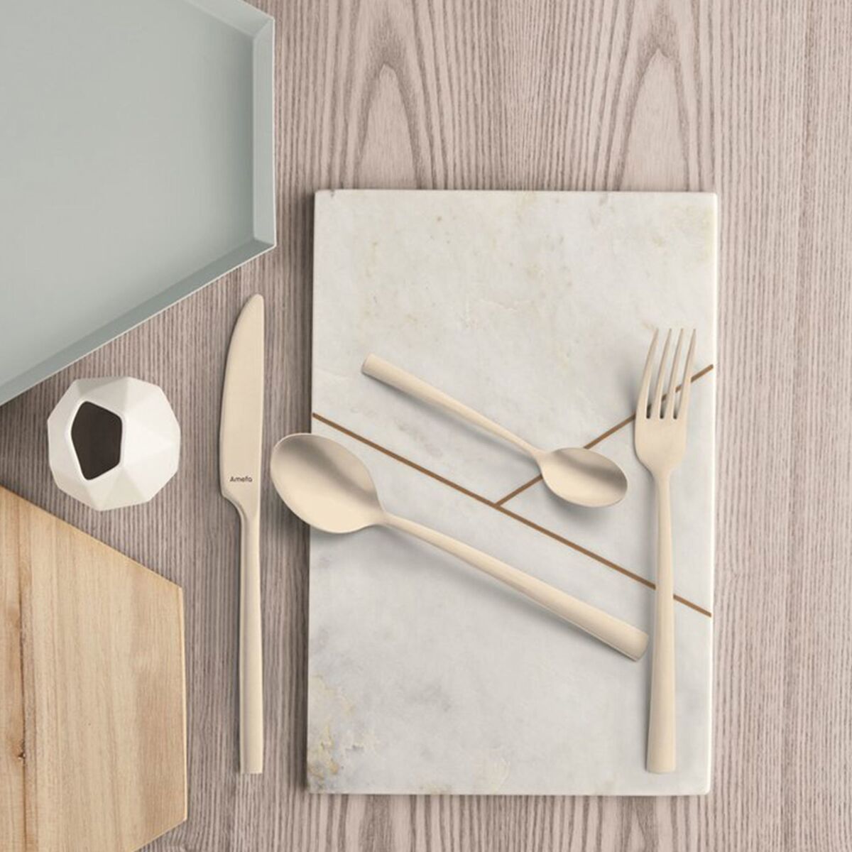 Manila Vintage Champagne Silver, 16 deler