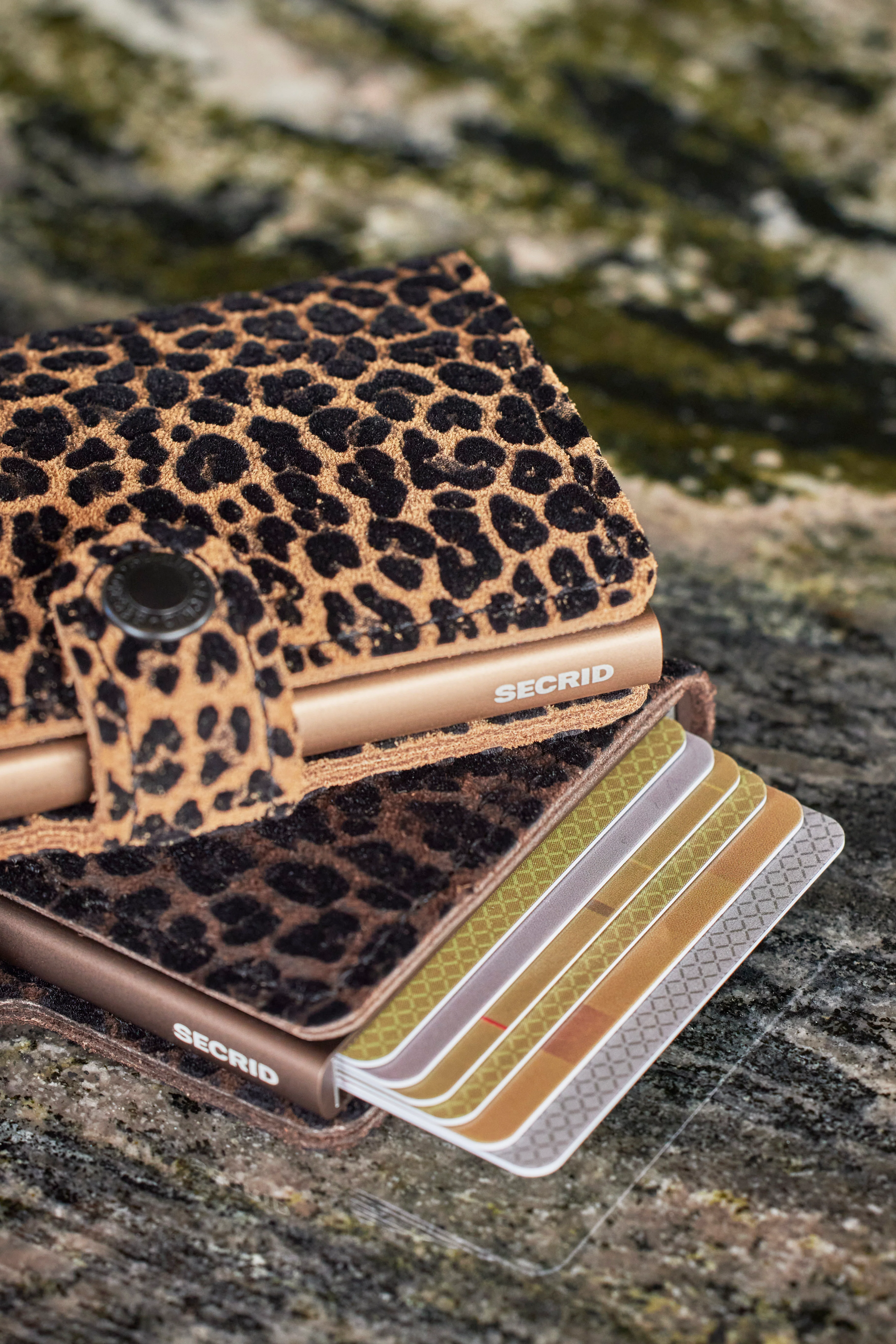 Secrid  Minipung med kortholder - Leo Beige