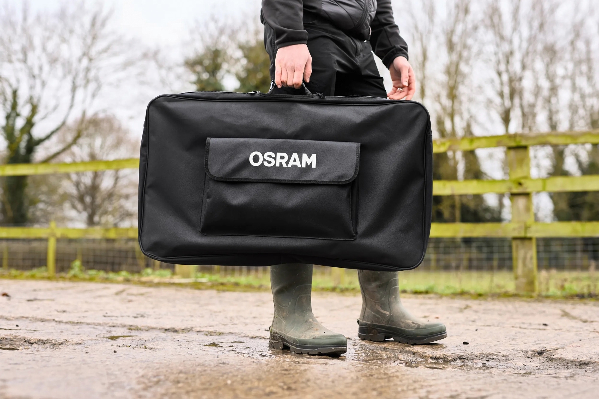 Osram Solarmodul für 12-Volt-Freizeitbatterien BatteryChange Solar 100W OHPS100