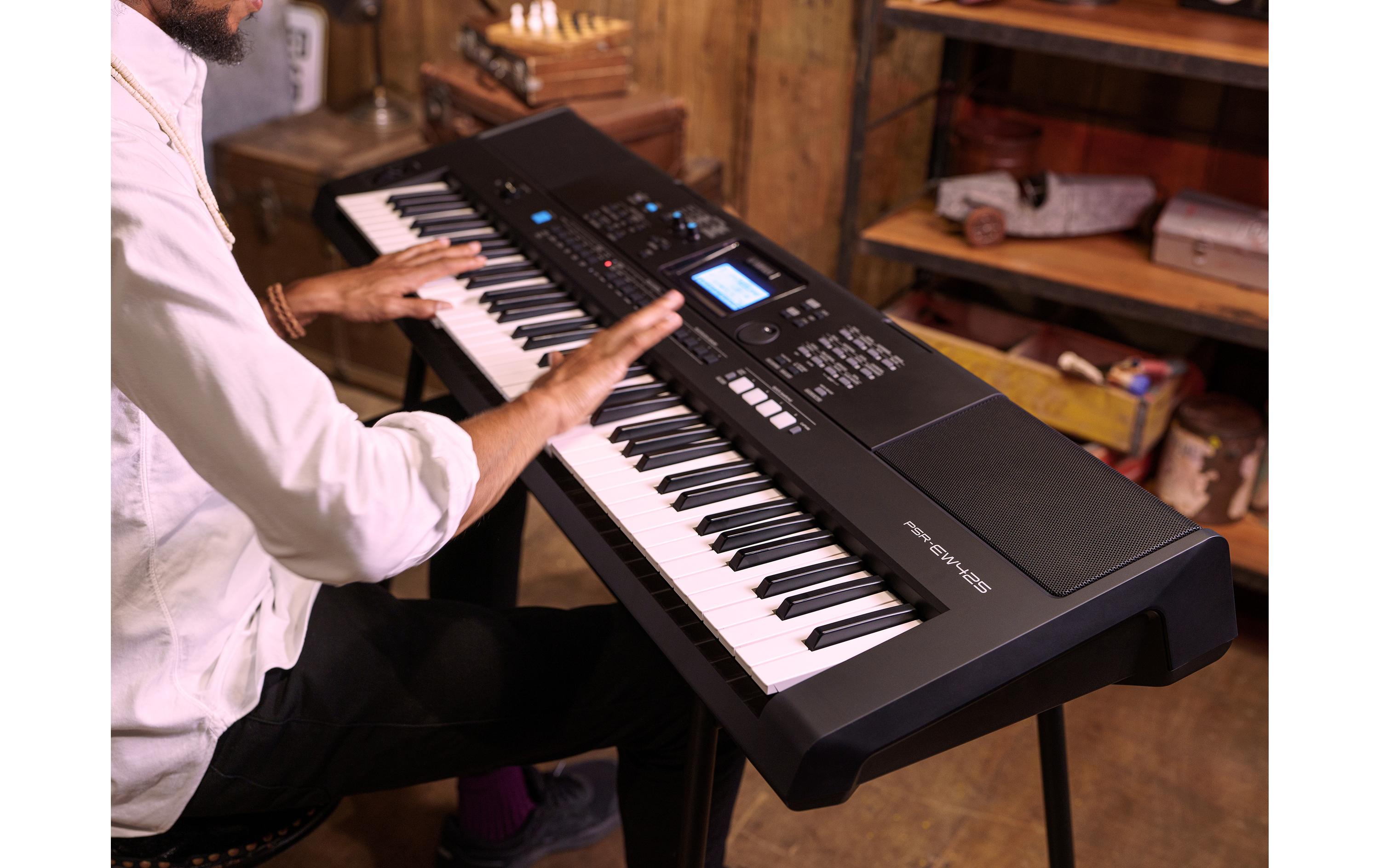 Keyboard PSR-EW425<br>Portables Keyboard mit Anschlagdynamik