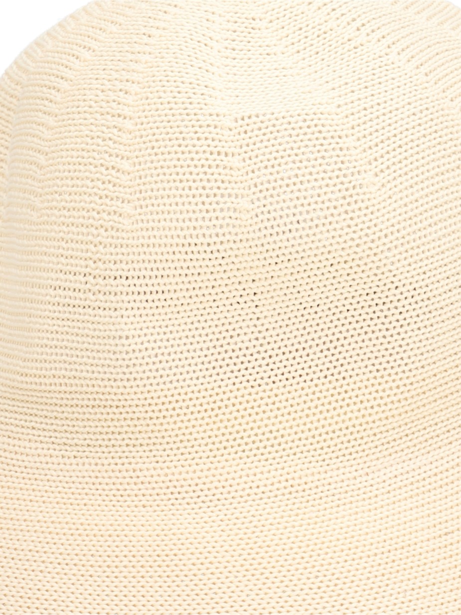 Hut