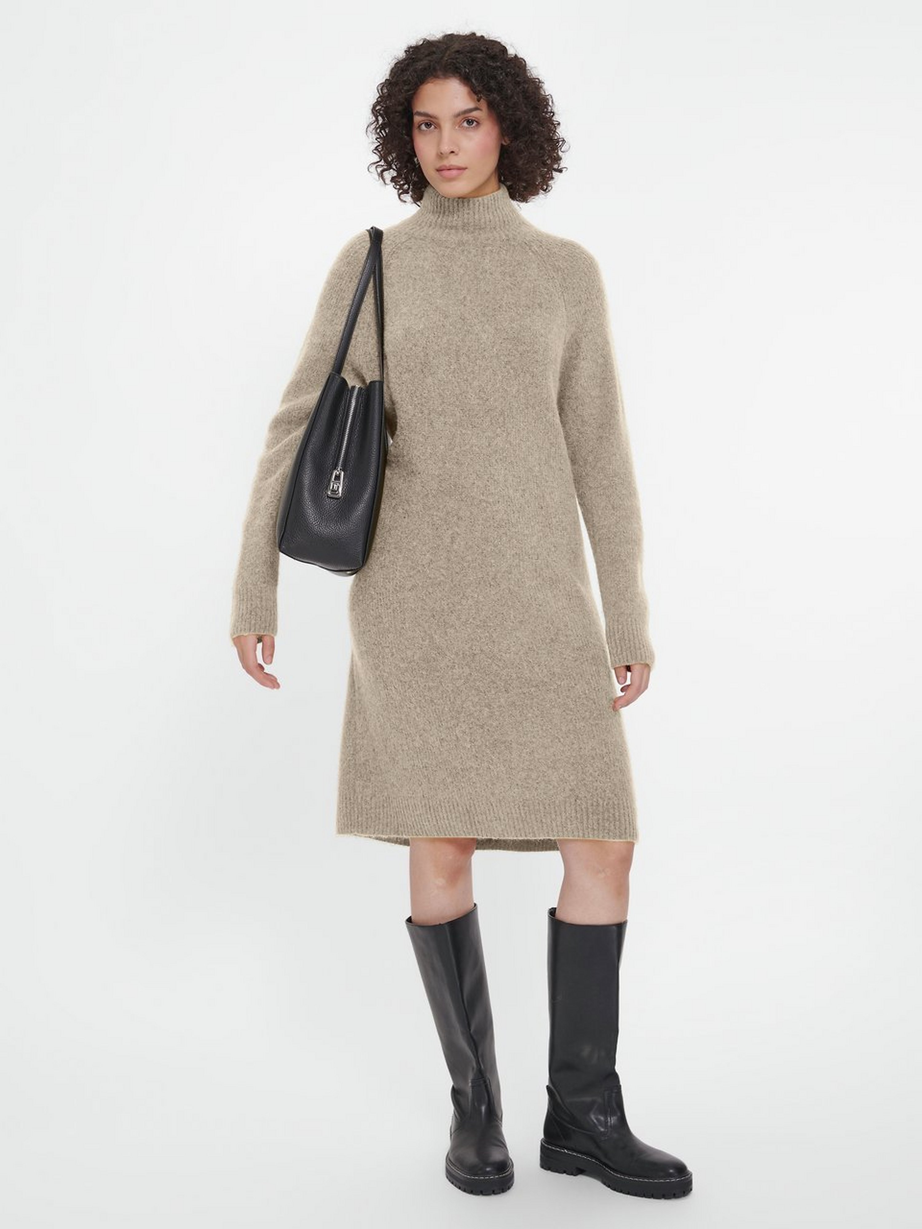 Strickkleid mit Stehkragen