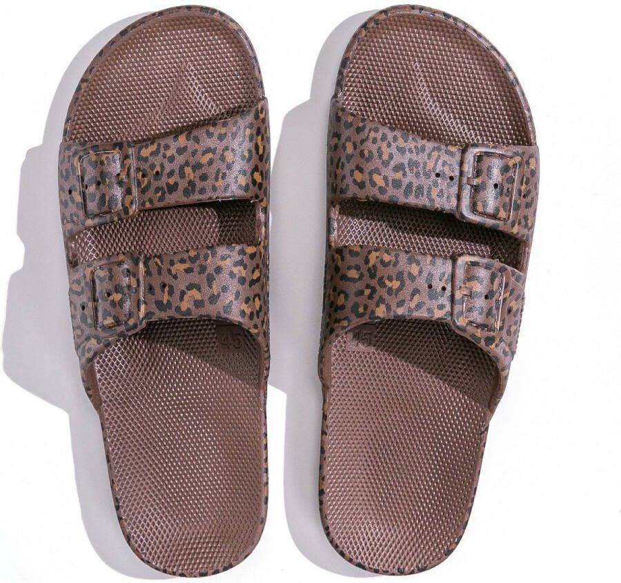 Freedom Moses slippers met panterprint beige Kunststof Panterprint 30 31