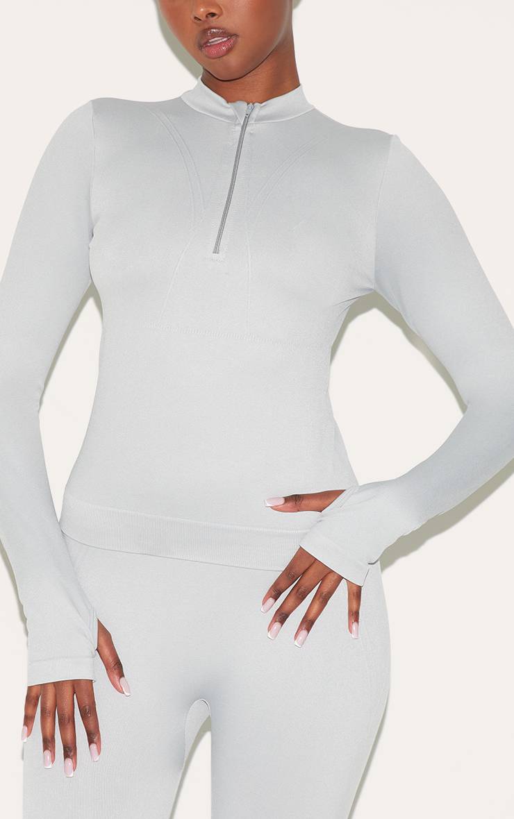 Gris Clair Veste Ajustée Sans Couture Avec Détails De Lignes