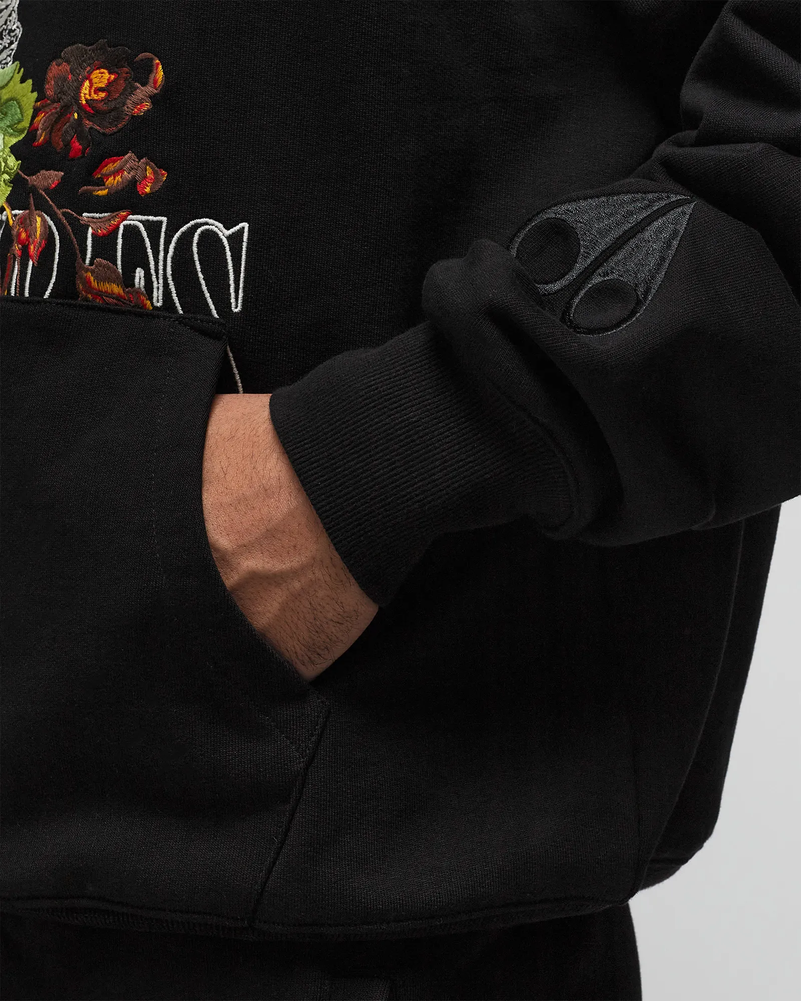 Moose Knuckles X PLEASURES STATUE GRAPHIC HOODIE