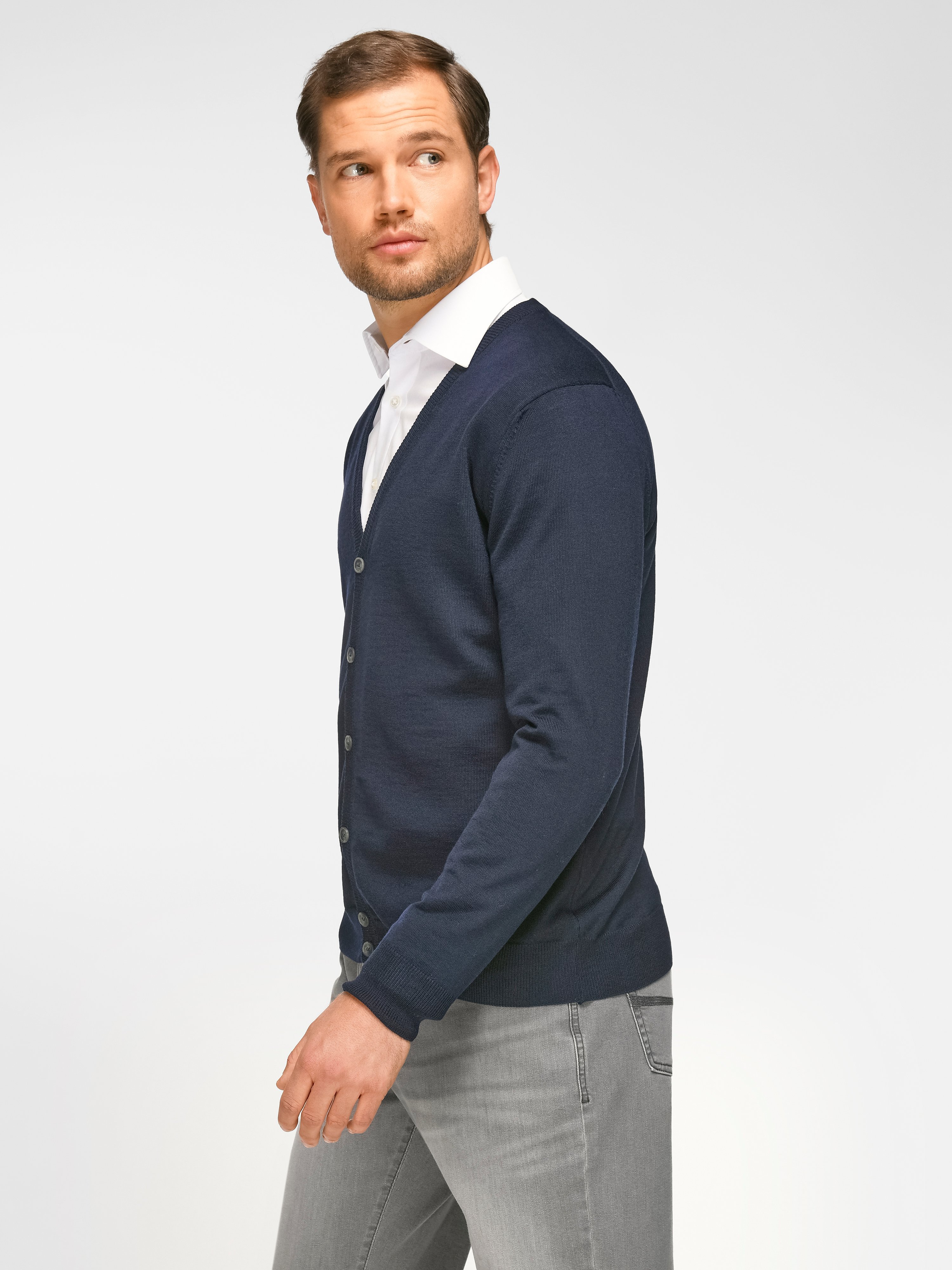 Strickjacke aus 100% Schurrwolle