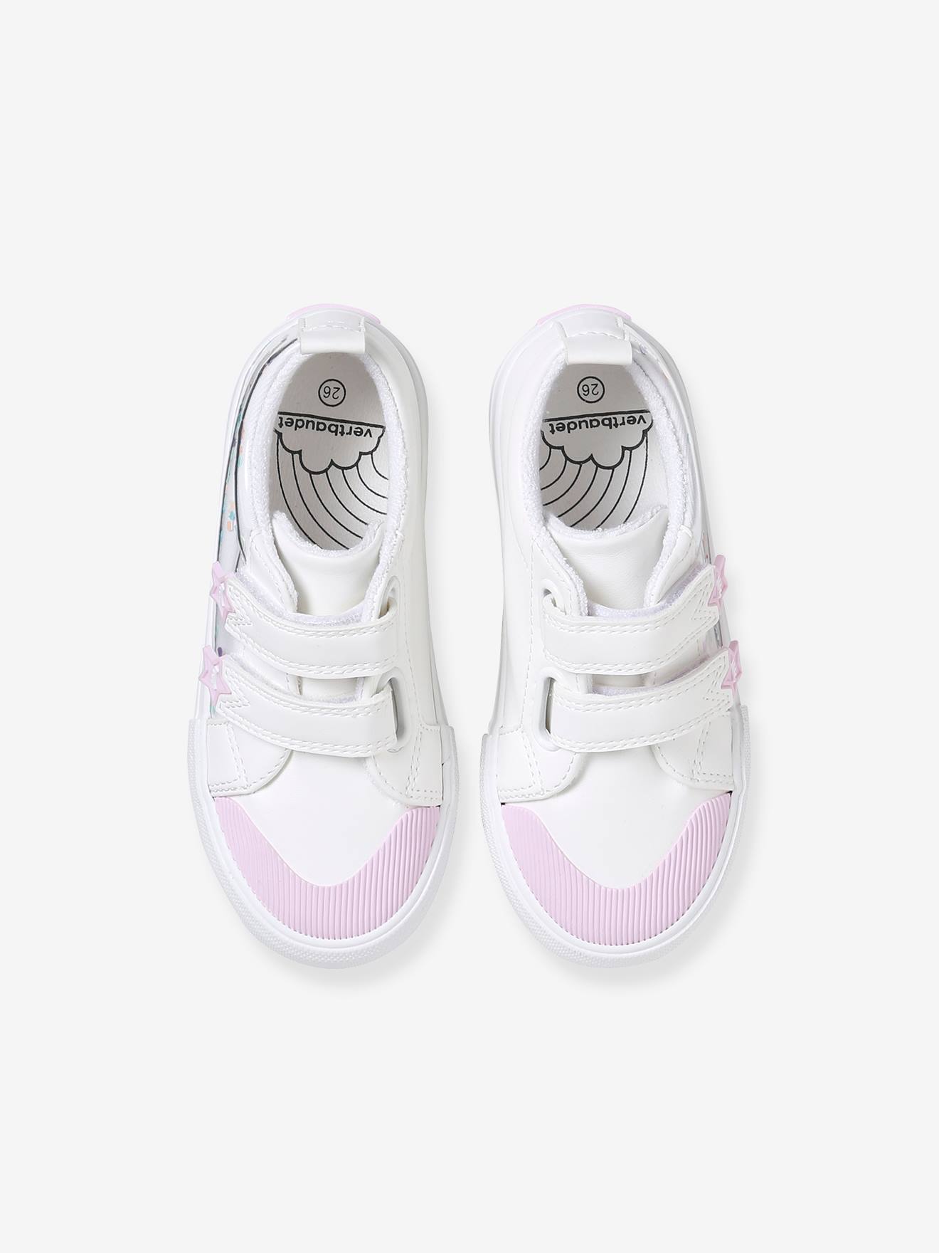 Tênis feminino com fecho de velcro