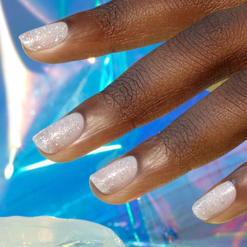 Vernis à ongles naturel holographique Mermaid Manucurist